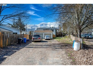 490 Wilkie St, Eugene, OR 97402