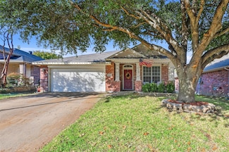 5633 Broken Gap Dr, Fort Worth, TX 76179