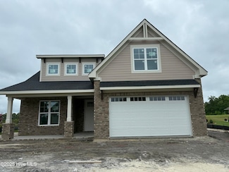 169 Windsor Ct, Hampstead, NC 28443