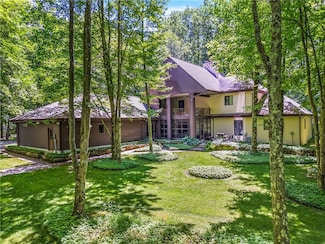 3611 Cardinal Dr, Sharpsville, PA 16150