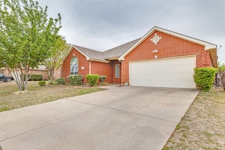 8729 Shavano Dr, Fort Worth, TX 76123