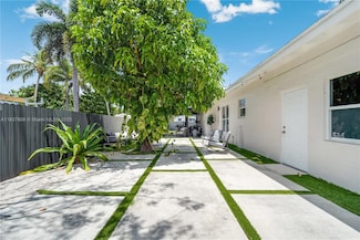 1245 NE 154th St Unit 1, North Miami Beach, FL 33162