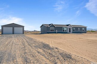 1845 E Antelope St, Silver Springs, NV 89429