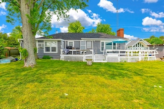 8941 & 8943 Lakeshore Rd, Worth Township, MI 48450