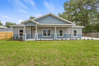 349 Baker Ave, Lake Helen, FL 32744