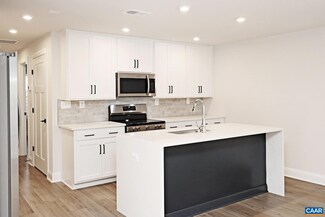 2405 Anlee Rd Unit B, Crozet, VA 22932