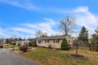 5546 Merry Ln, Allentown, PA 18104