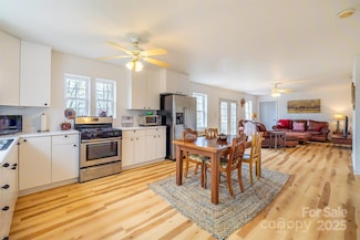 661 Old Chestnut Mountain Rd, Newland, NC 28657
