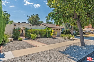 6634 Cantaloupe Ave, Van Nuys, CA 91405