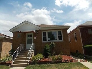 2425 Keystone Ave, Riverside, IL 60546