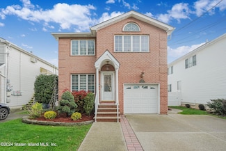 257 Kramer Ave, Staten Island, NY 10309