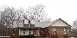6710 Brook Terrace Dr, Louisville, KY 40228