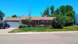 69 Macnaughton Rd, Pueblo, CO 81001