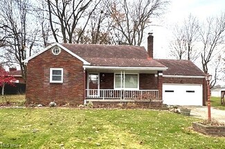 645 Forest-Ridge Dr, Youngstown, OH 44512