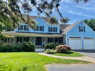 24 Fisk St, West Dennis, MA 02670