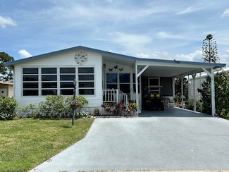 617 Royal Tern Dr, Sebastian, FL 32976