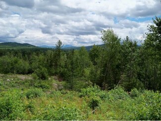 123 River Rd, Lunenburg, VT 05906