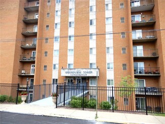 1001 Grandview Ave Unit 404, Bridgeville, PA 15017