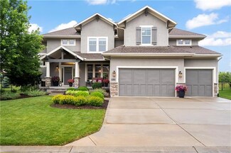 16132 Oakmont St, Overland Park, KS 66221