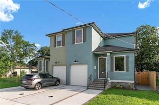 410 Oak Ave, Harahan, LA 70123