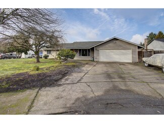 5741 SE Madera Ct, Hillsboro, OR 97123
