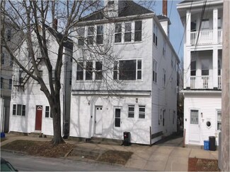 143 Bradford St, Bristol, RI 02809