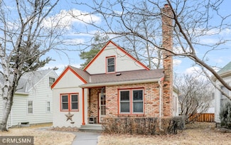 1597 Merrill St, Saint Paul, MN 55108