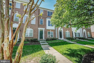 42880 Conrad Terrace, Chantilly, VA 20152
