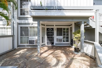 239 Mananai Place Unit 54, Honolulu, HI 96818
