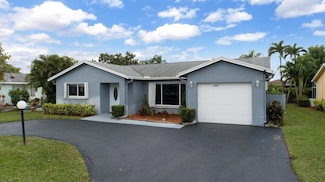 7355 Pine Forest Cir, Lake Worth, FL 33467