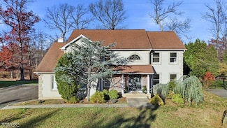 28 Mcguire Dr, West Orange, NJ 07052