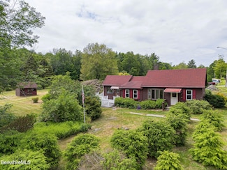 42 W Hubbard Rd, Sandisfield, MA 01255