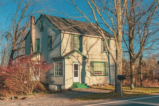 442 Wayne St, Bethany, PA 18431