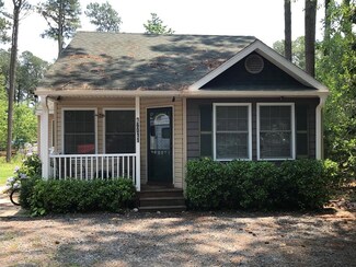 36011 Slipper Shell Ct, Horntown, VA 23395