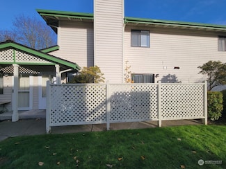 1533 201st Place SE Unit 13B, Bothell, WA 98012