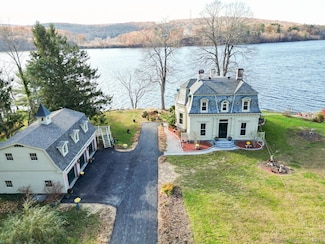 77 Main St, East Haddam, CT 06423