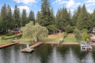 31089 E Lake Morton Dr SE, Kent, WA 98042