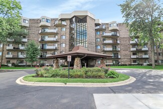 1275 E Baldwin Ln Unit 606, Palatine, IL 60074