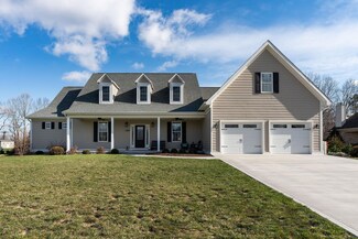 154 Jaspers Ln, Stuarts Draft, VA 24477