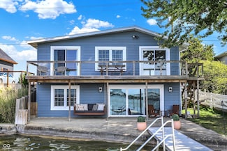 2601 Barrett Rd, Rochester, IN 46975