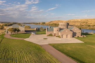 665 Wilson Butte Rd, Great Falls, MT 59405