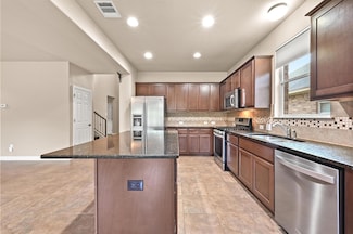 808 Middle Creek Dr, Buda, TX 78610
