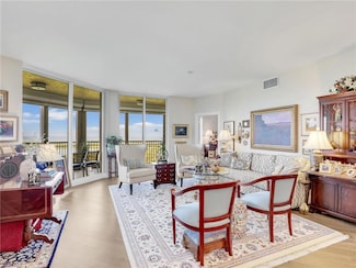 1001 Arbor Lake Dr Unit 1102, Naples, FL 34110