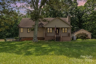 544 Hicks Creek Rd, Troutman, NC 28166