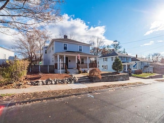 9 Farley St, Nashua, NH 03064