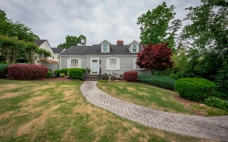 3825 Mission View Ave, Chattanooga, TN 37411
