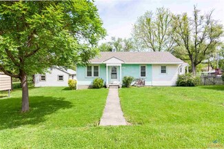 110 King St, Windsor, MO 65360