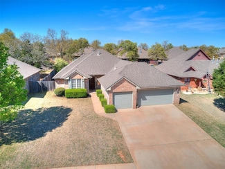 2309 Tuscan Ln, Edmond, OK 73034