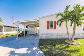 186 W Manatee Loop, Punta Gorda, FL 33950