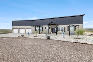2527 E 1700 N, Rogerson, ID 83302